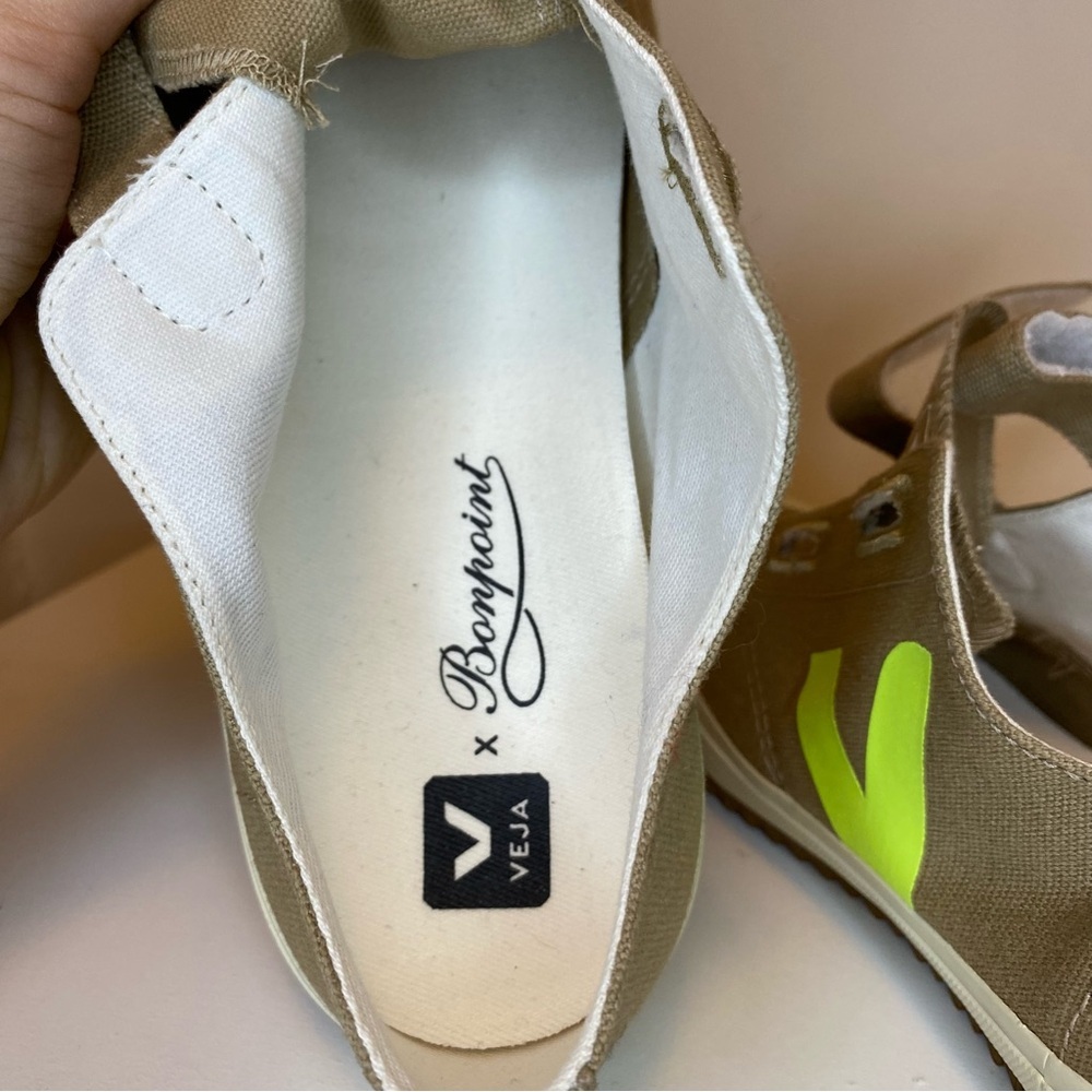 VEJA x BONPOINT Ollie Touch Strap Canvas Sneakers Dune Beige Sz 35 US 4 Unisex - Picture 10 of 11